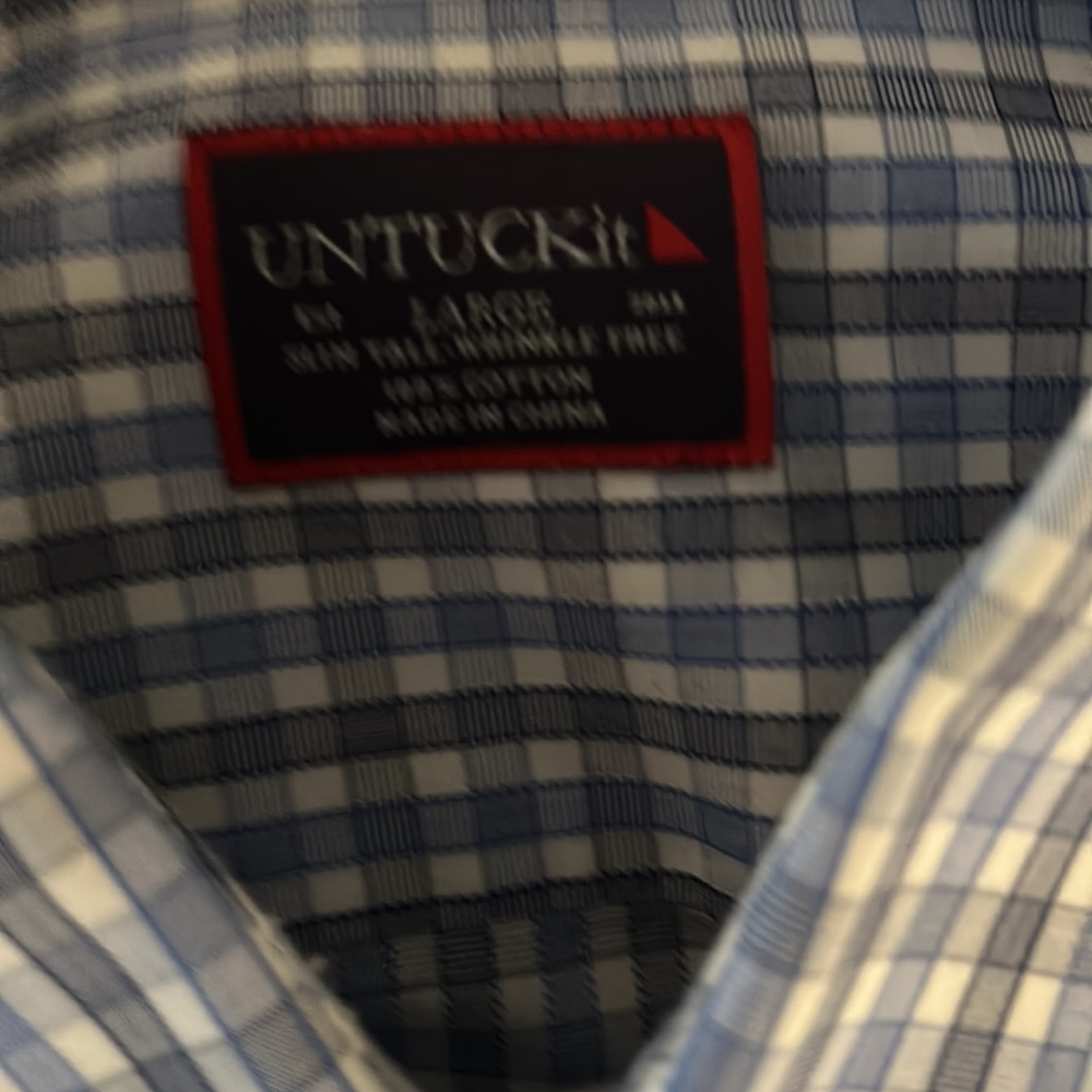 Untuckit Large Button Down - image 2